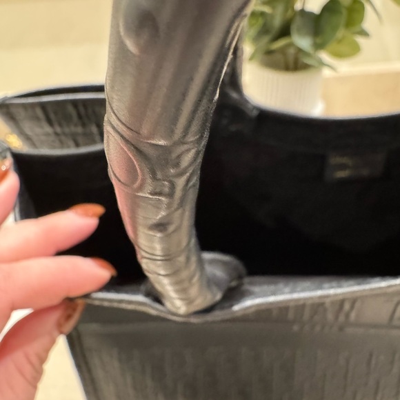 Christian Dior Large Book Tote Black Embossed Leather - Picture 13 of 16